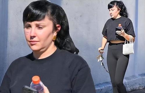 一口气看完娱乐圈吃瓜系统,揭秘吃瓜系统背后的秘密