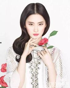 娱乐吃瓜刘亦菲,娱乐圈的瓜田,她如何成为焦点女神?